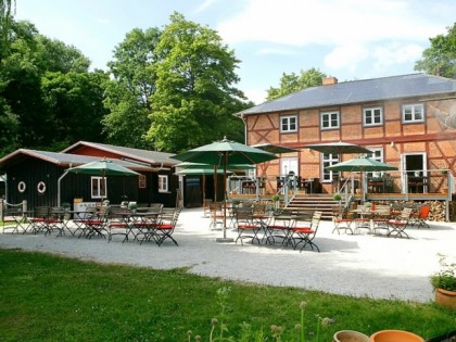 Photo: Br&amp;uuml;ckenhaus am Schaalsee